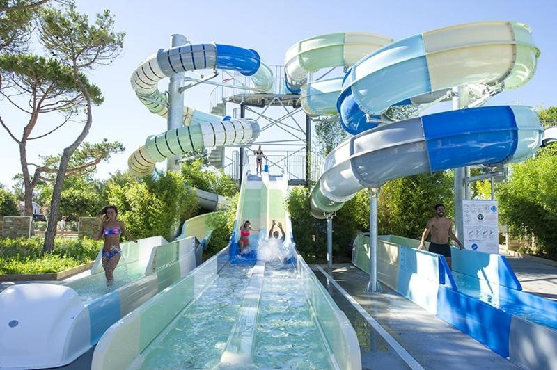Camping Le Castellas Сет Экстерьер фото